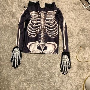 Skeleton costume